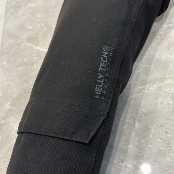 Men’s Helly Hansen Winter Parka with Helly Tech Protection - Size L (Regular) - Picture 2 of 10